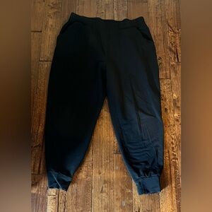 Universal Standard M black joggers with pockets, VGUC.